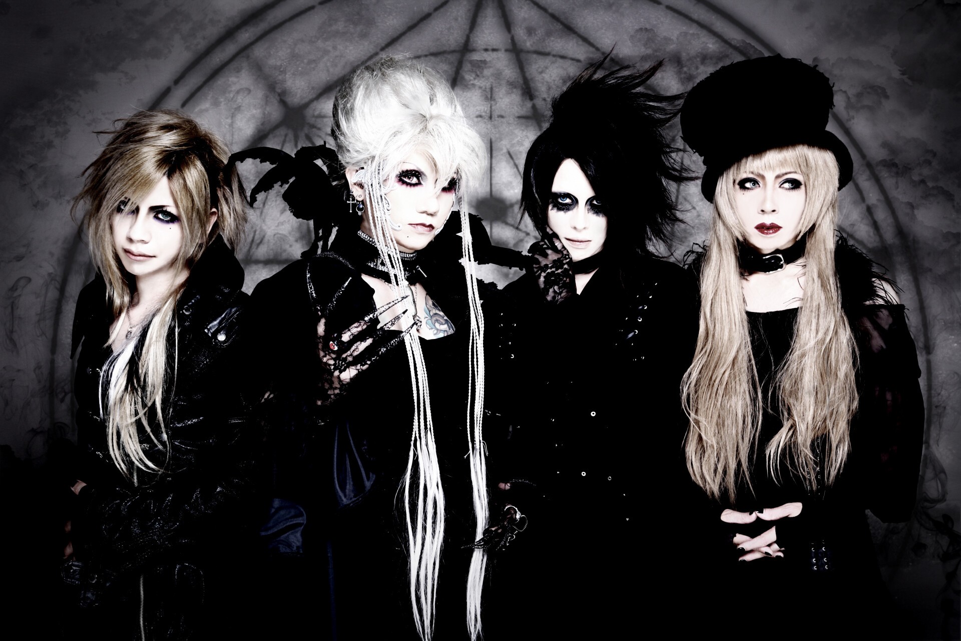 Шейп шифтер. Группа moi Dix mois. Art Cube Visual Kei.