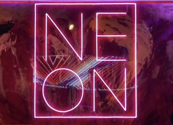 Club Neon Fukuoka クラブ ネオン フクオカ Fukuoka ナイトクラブ Iflyer