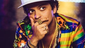Iflyer Bruno Mars ブルーノ マーズ ニュース Live