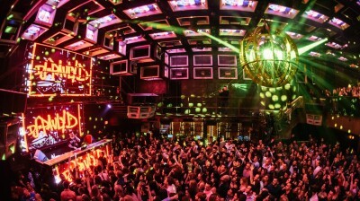 Iflyer アメリカ ニューヨーク 8月16日からナイトクラブを含む会場 レストラン ジムなどに入場する際には ワクチン接種証明書 の提示が必須に