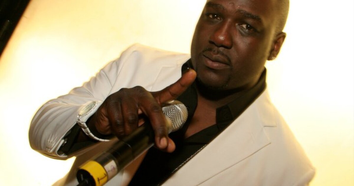 iFLYER: MARK DWAYNE MDG - LIVE