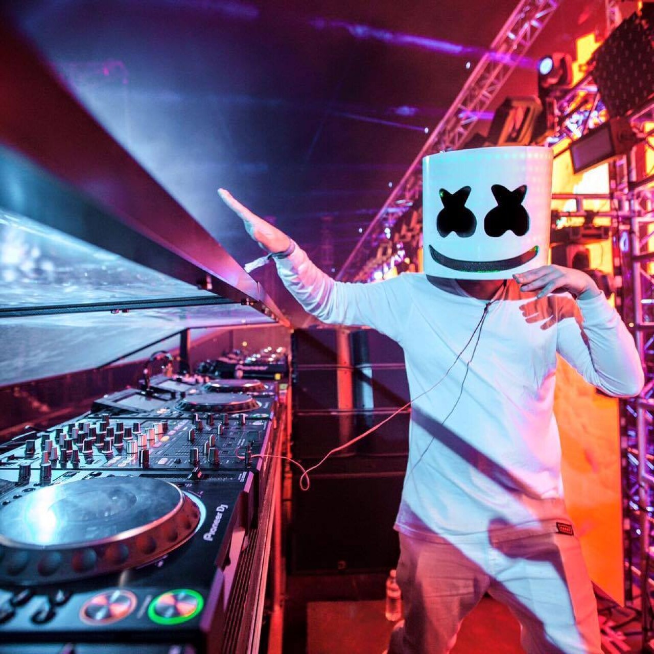 iFLYER iFLYER Spotlight Sessions With Marshmello