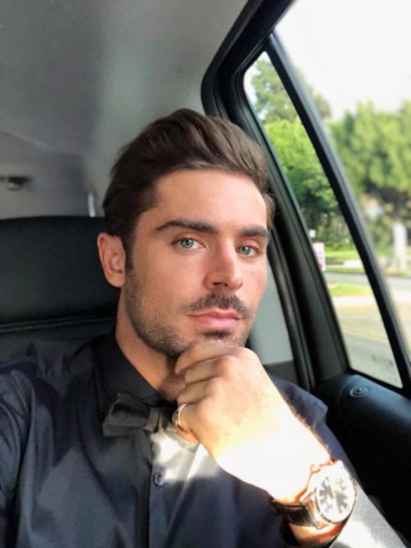 Iflyer 豪華dj陣総出演で話題となった映画 We Are Your Friends 主演のアメリカ人俳優 Zac Efron ザック エフロン の顔が激変