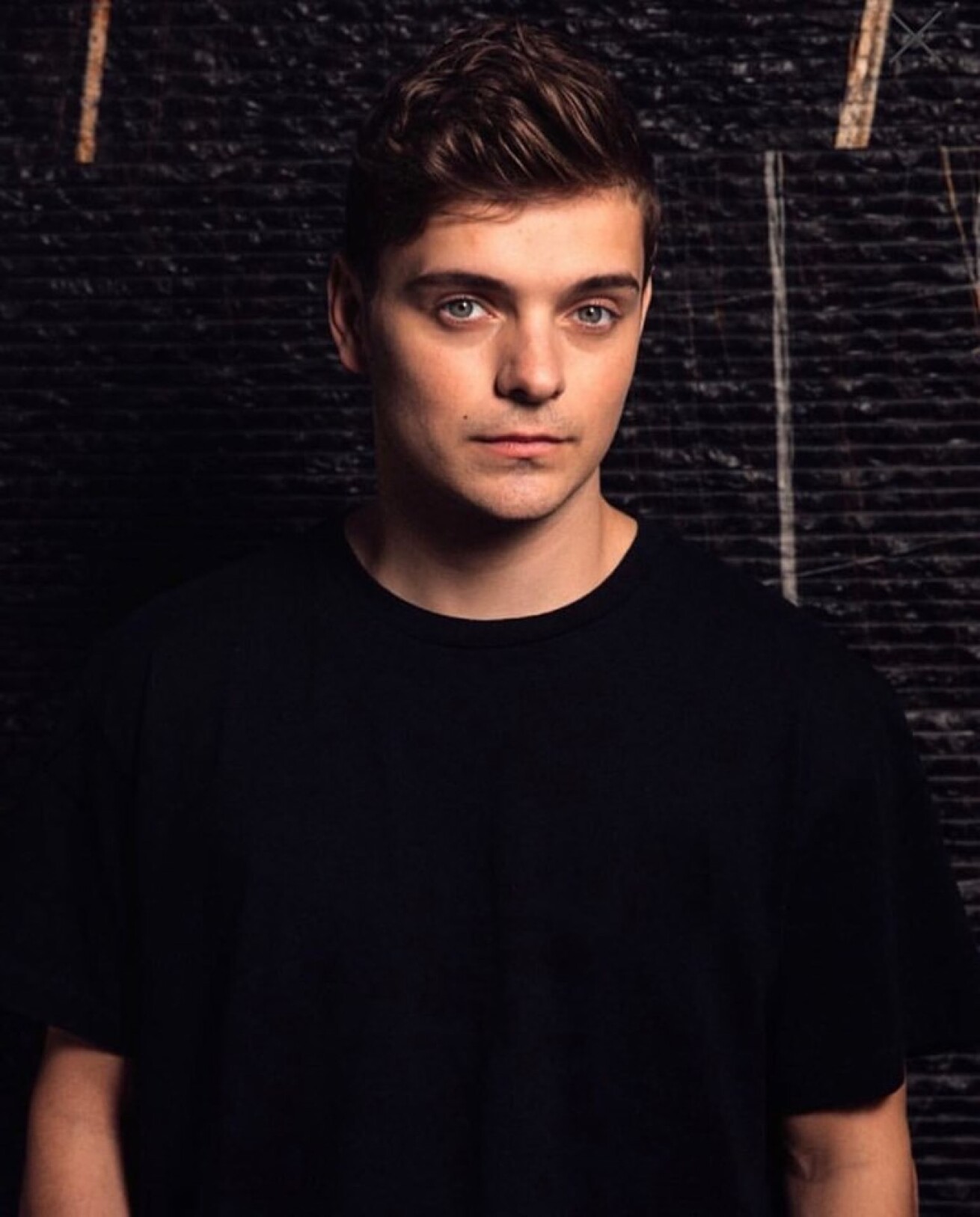 Iflyer Martin Garrix マーティン ギャリックス がセット中に足首を負傷 病院に運ばれる 動画アリ