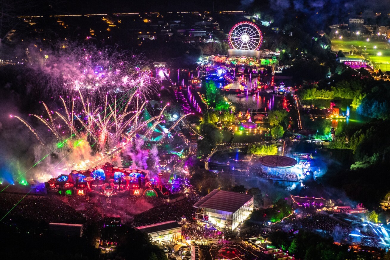 Iflyer ライブレポート 15周年記念の世界最大級フェス Tomorrowland のweek 2に行ってきた