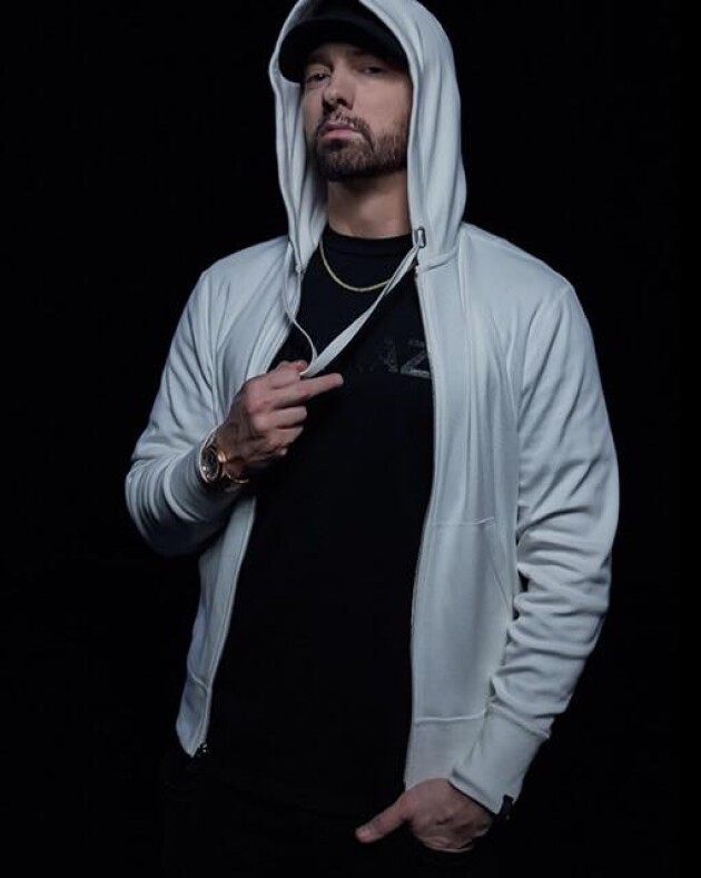 Iflyer Eminem エミネム 今年1月にサプライズリリースしたアルバム Music To Be Murdered By のcdの販売数が 米国だけでなんと100万枚を超える