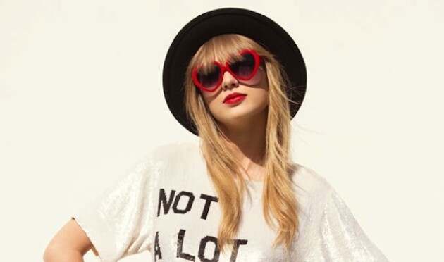 Iflyer Taylor Swift 22歳の時に書いたシングル 22 のビデオを公開